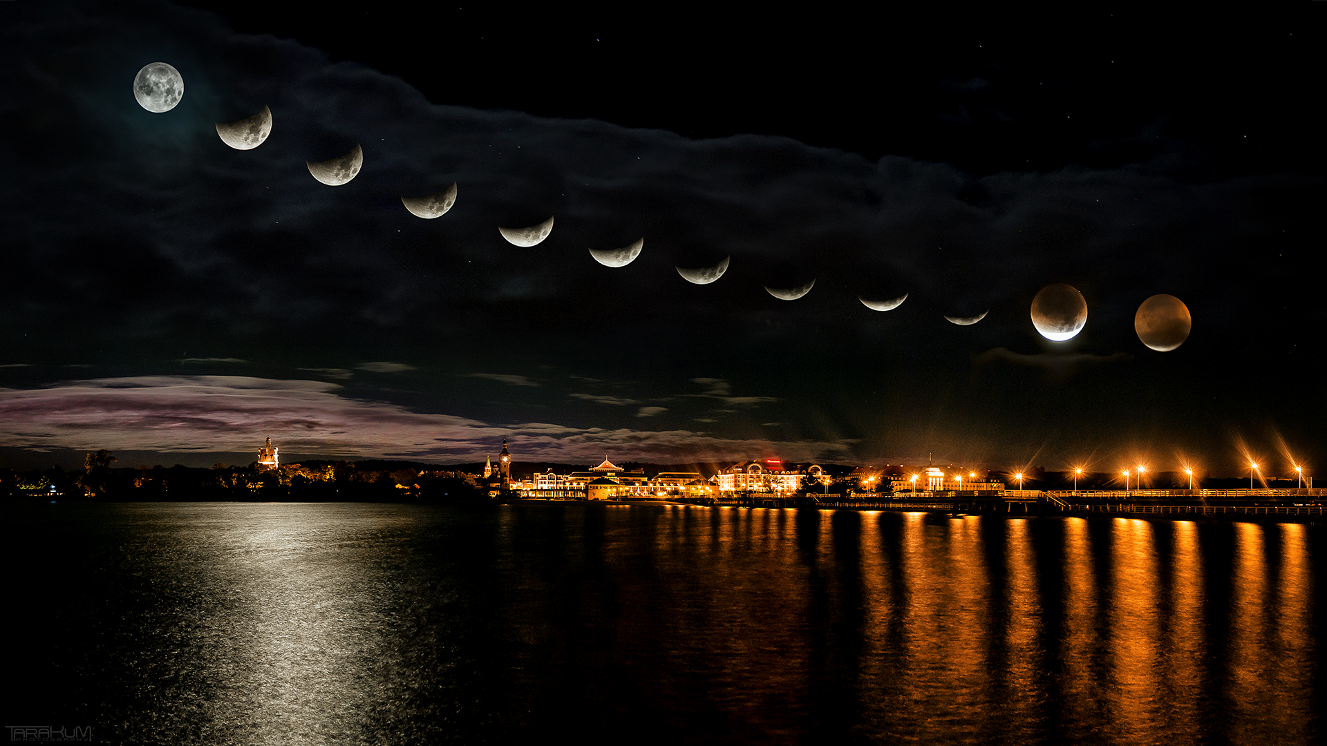 Lunar Eclipse 2015 from Sopot / Poland FULL HD