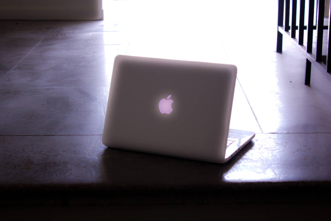 Macbook Deviantart macbook by Squigmeister on DeviantArt