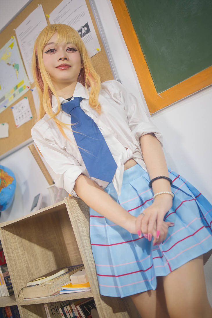 my dress-up darling costume pics Marin Kitagawa (Shizuku Kuroe Cosplay Ver.) Figure My Dress-Up Darling (Marin Kitagawa)