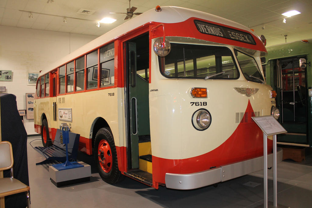 Checker Bus (Yes THAT Checker) by SwiftysGarage on DeviantArt