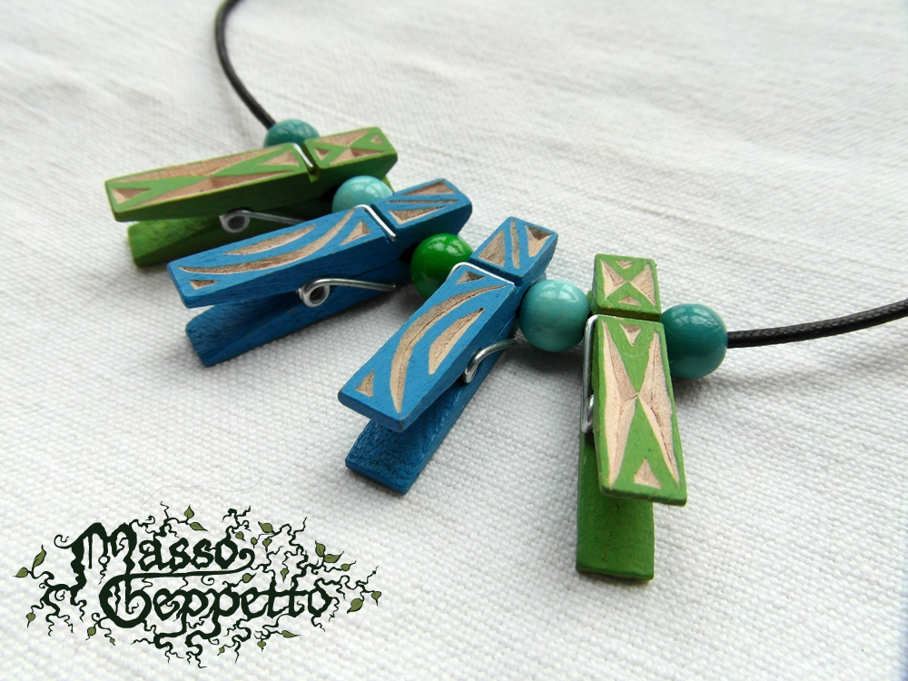 MINI CLOTHESPINS NECKLACE