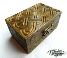 SMALL CELTIC BOX