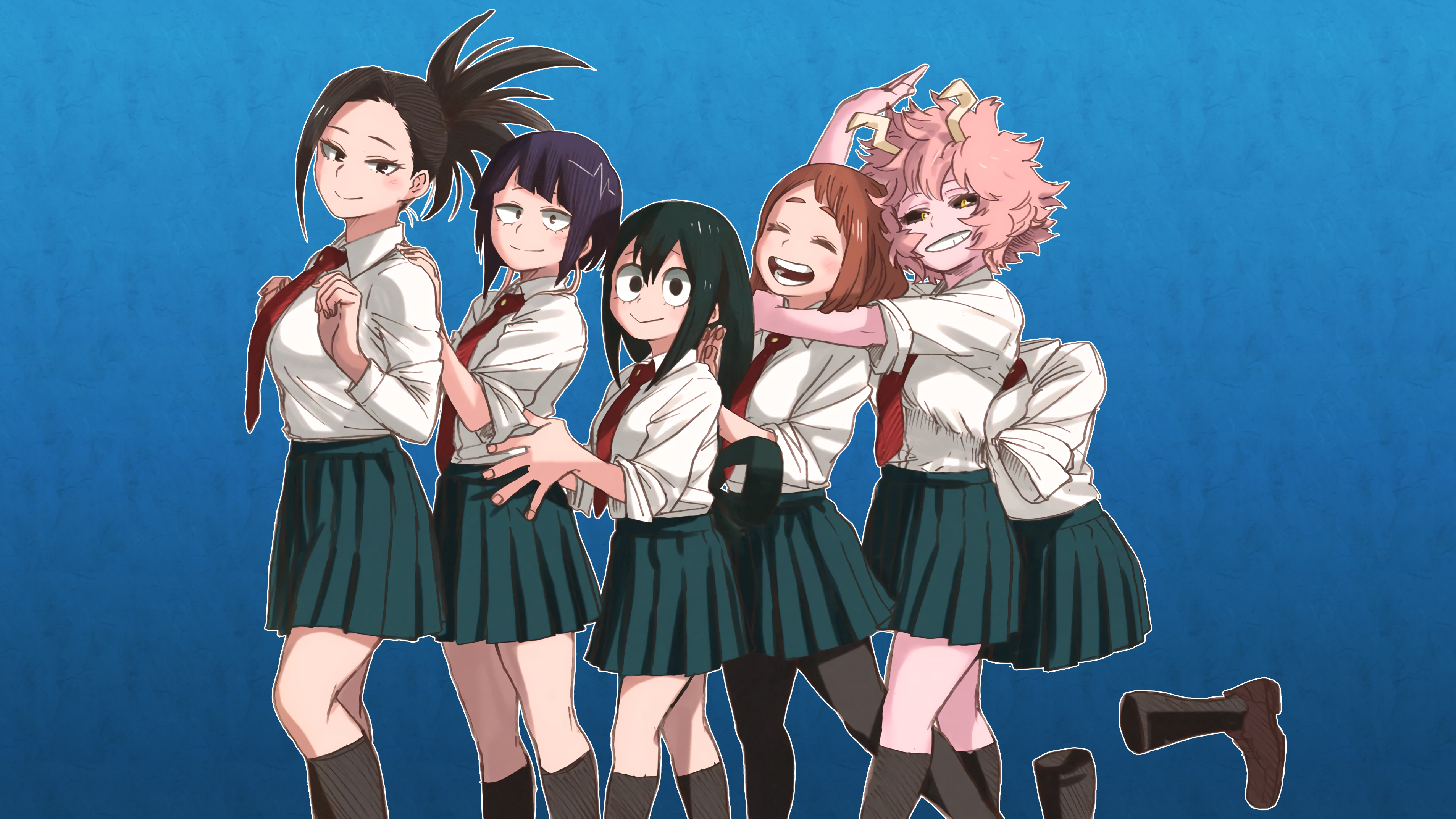 Little Anime Characters On Computer Screen - Alixlaautentica