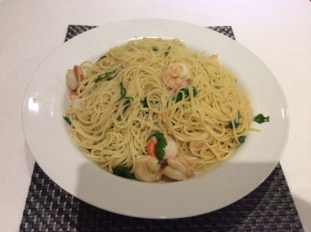 Seafood Spaghetti with spinach