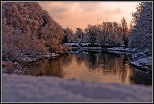 Wintry-dawn-over-the-river-medway