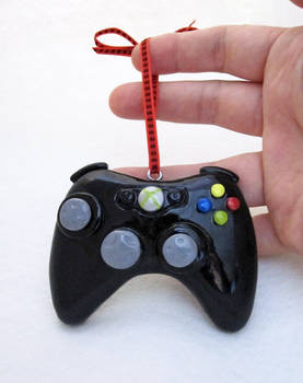 Commission: XBOX 360 Controller Ornament