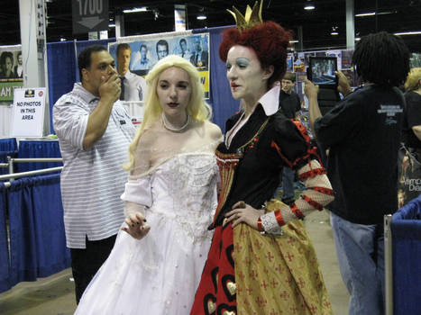Red and White Queens - Comic-Con Chicago 2012
