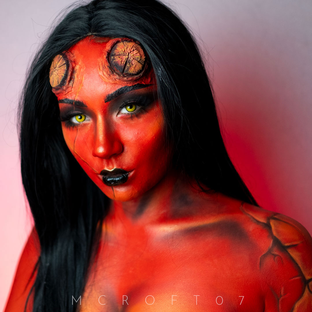 Hellgirl Bodypaint