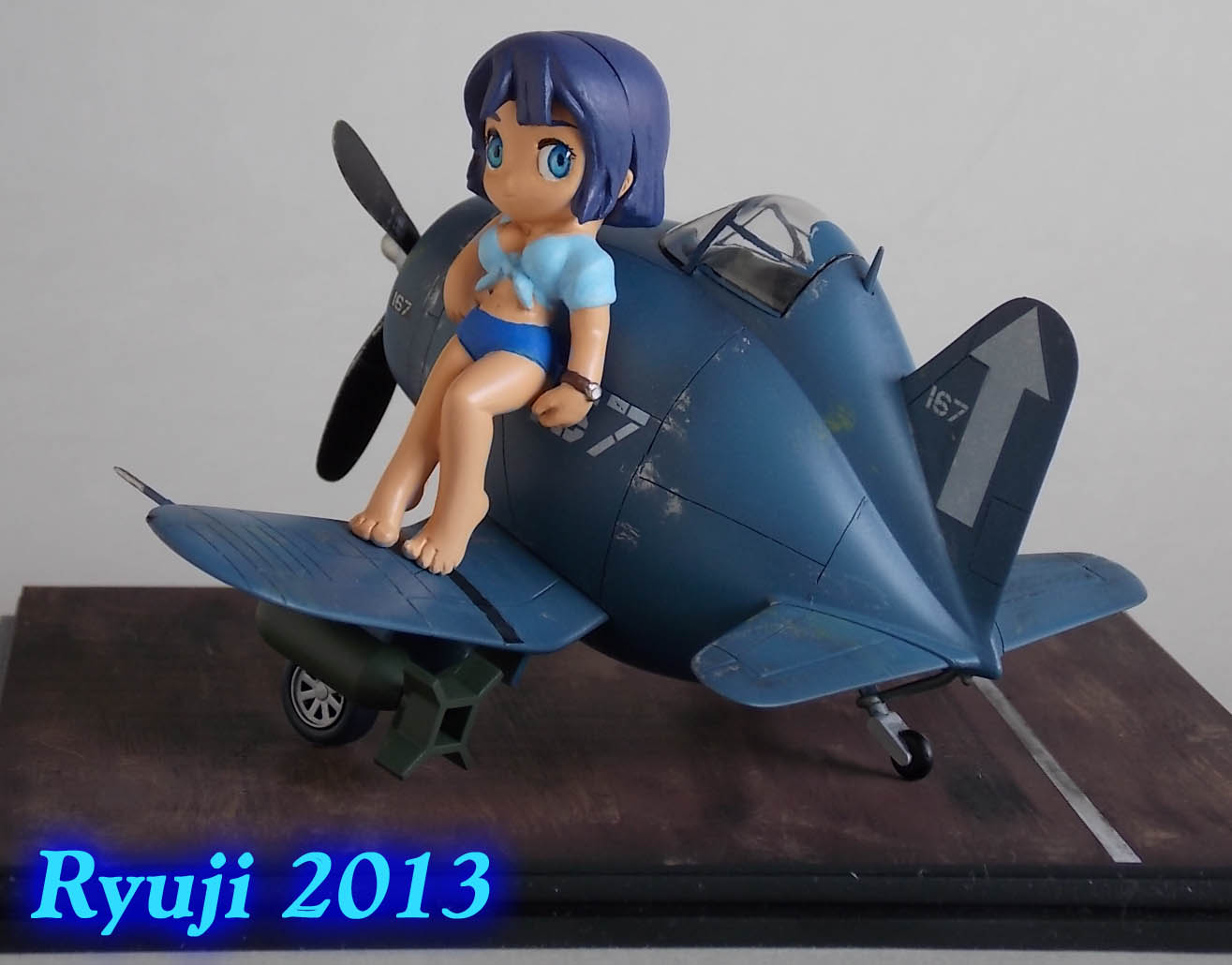 Egg F4U 06