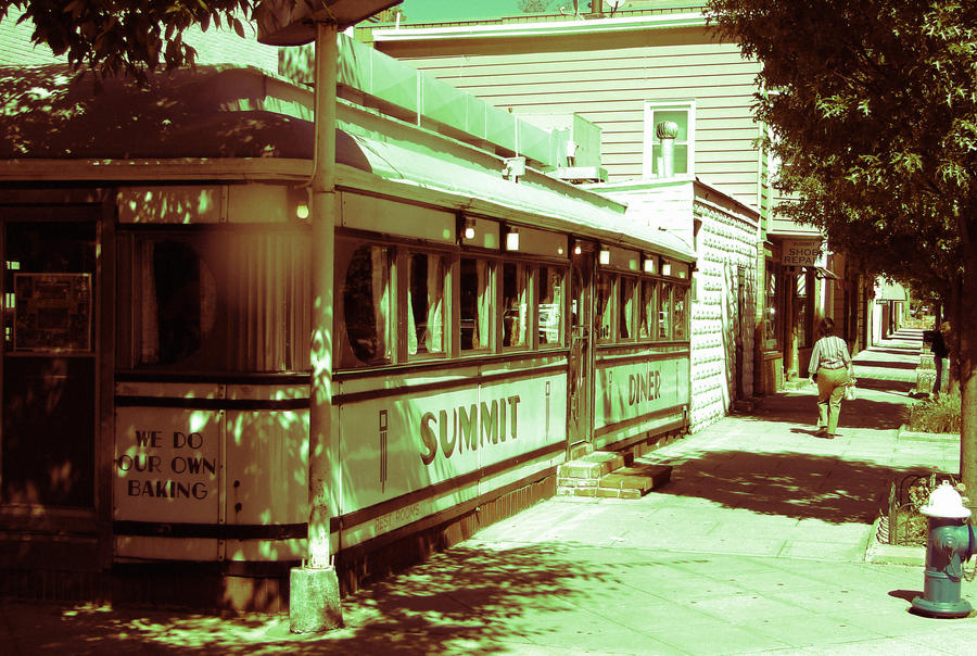 Summit Diner