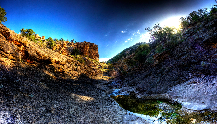 Hiking in Mesa Mountain range