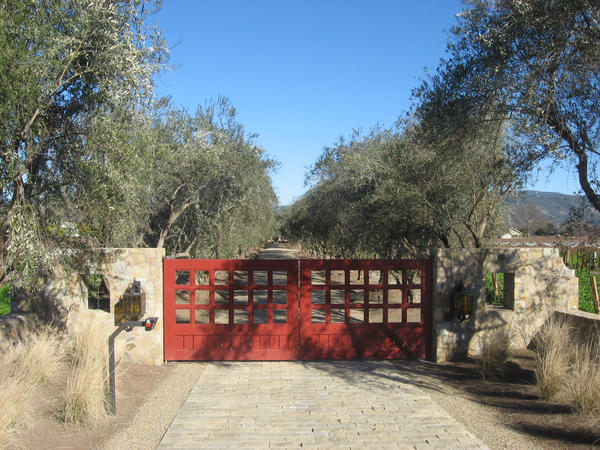 Red Gate by TheTrouseredApe on DeviantArt
