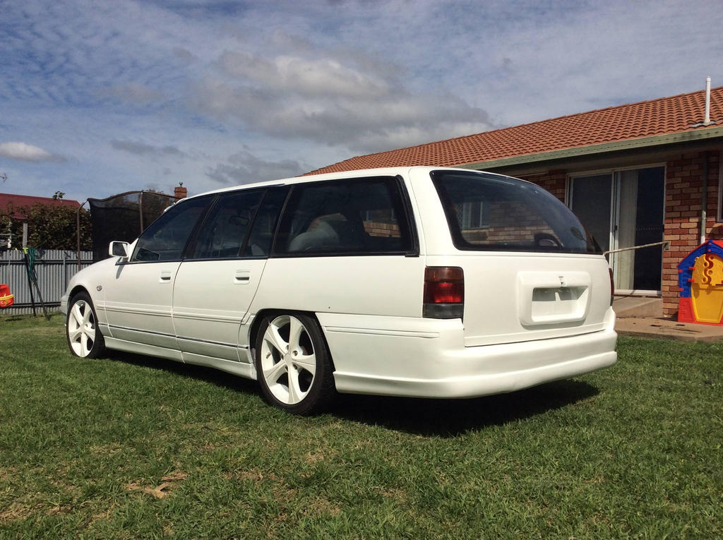 Holden-statesman-wagon (5) by UncreativeDesignsAus on DeviantArt