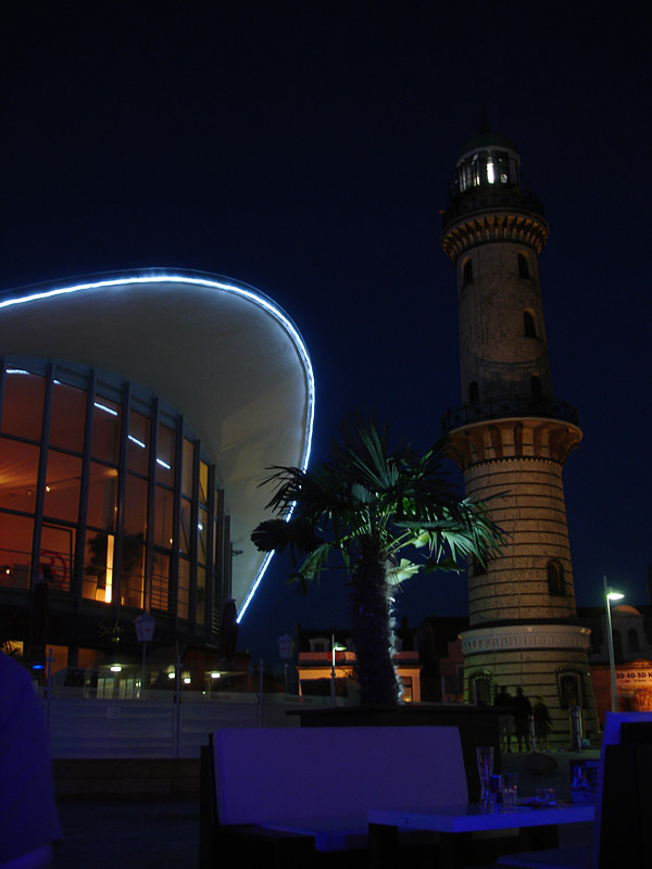 Teepott Warnemuende at Night 2