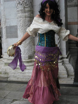 esmeralda cosplay 8