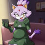 Blaze the Cat pregnant and putting on makeup