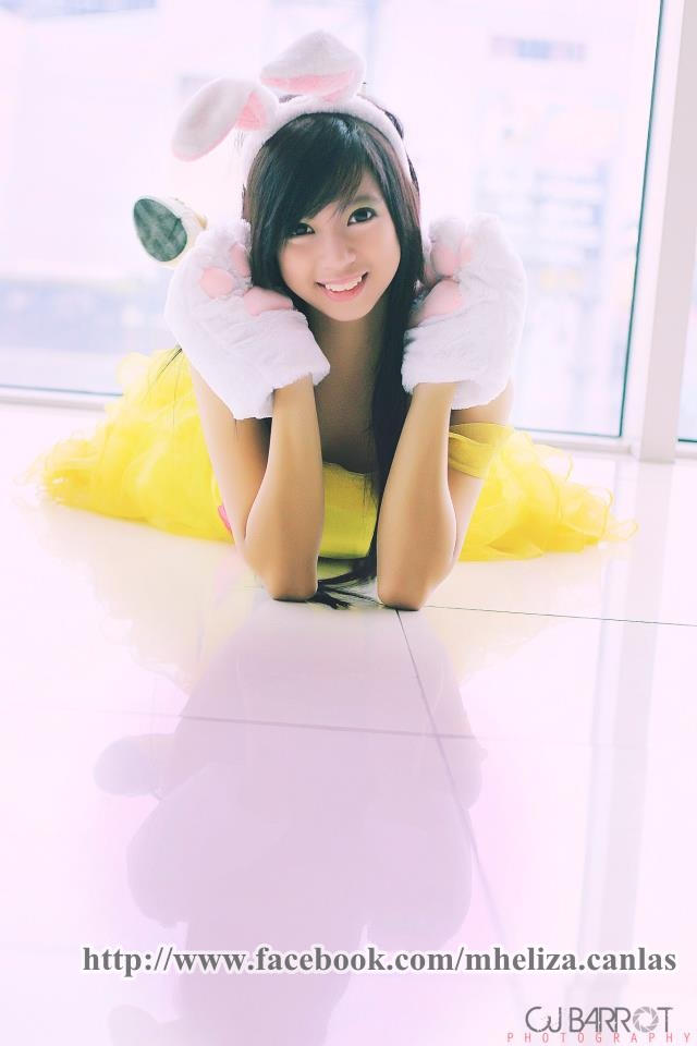 Rabbit Girl Cosplay by eLiStarr on DeviantArt
