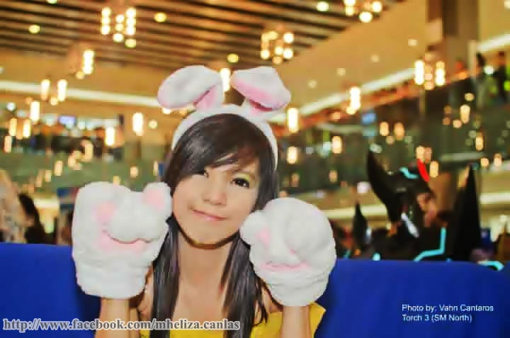 Rabbit Girl Cosplay by eLiStarr on DeviantArt