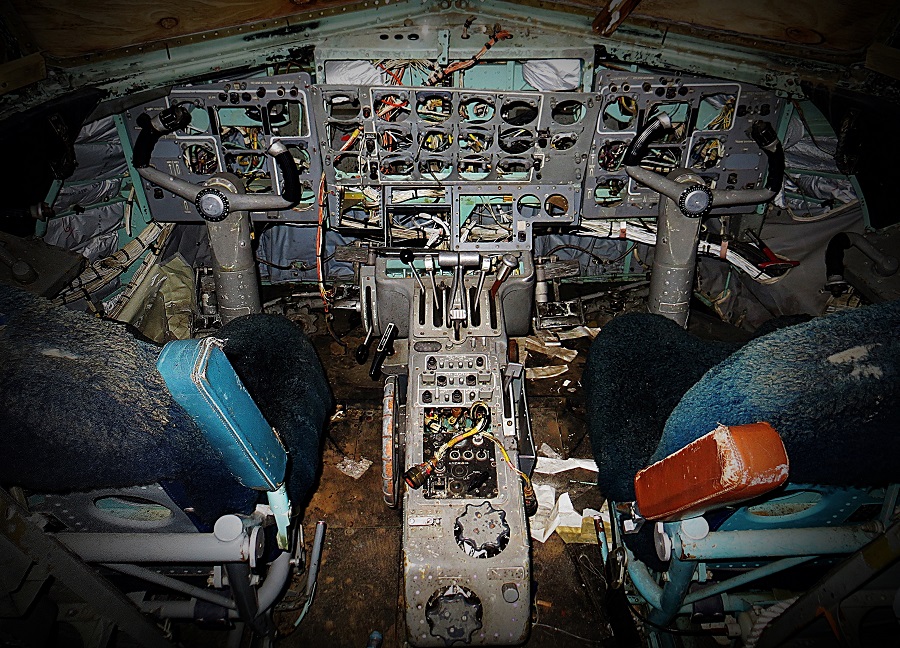 HS748s Cockpit