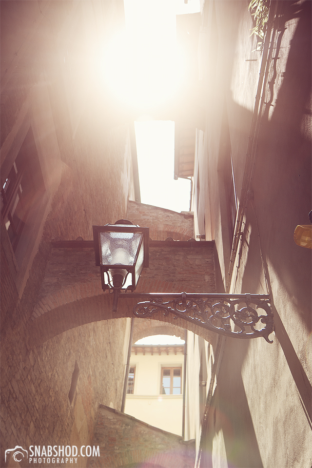 lanterns and arches (Florence)