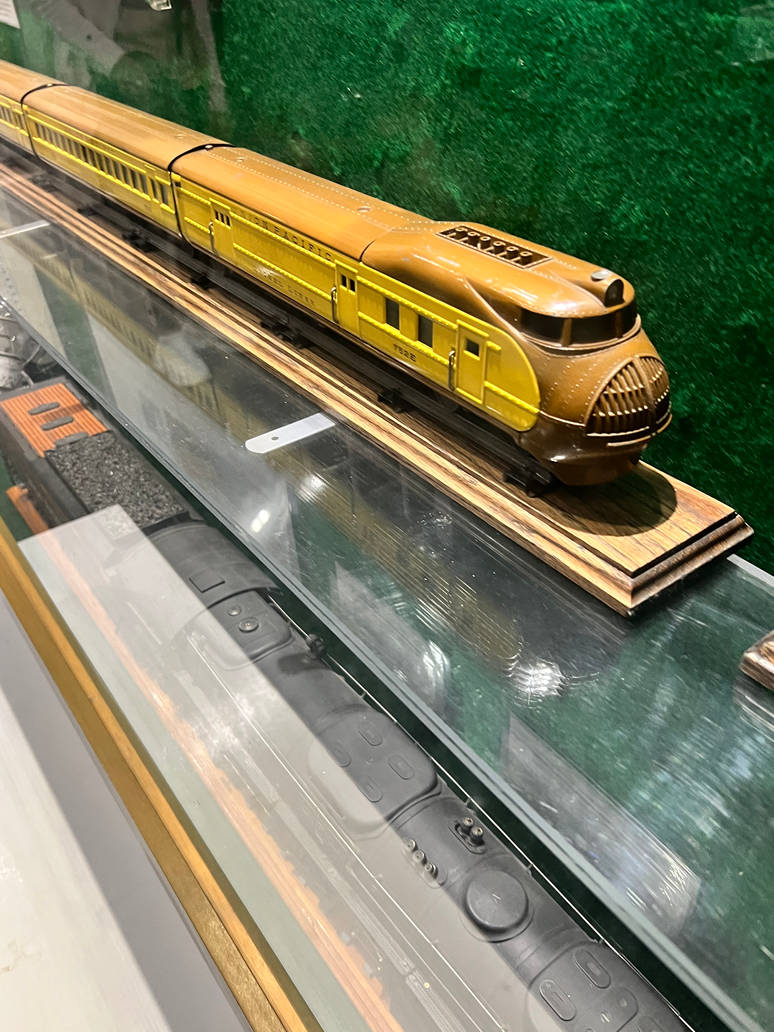 Union Pacific M-10000 Model by xxbobby on DeviantArt