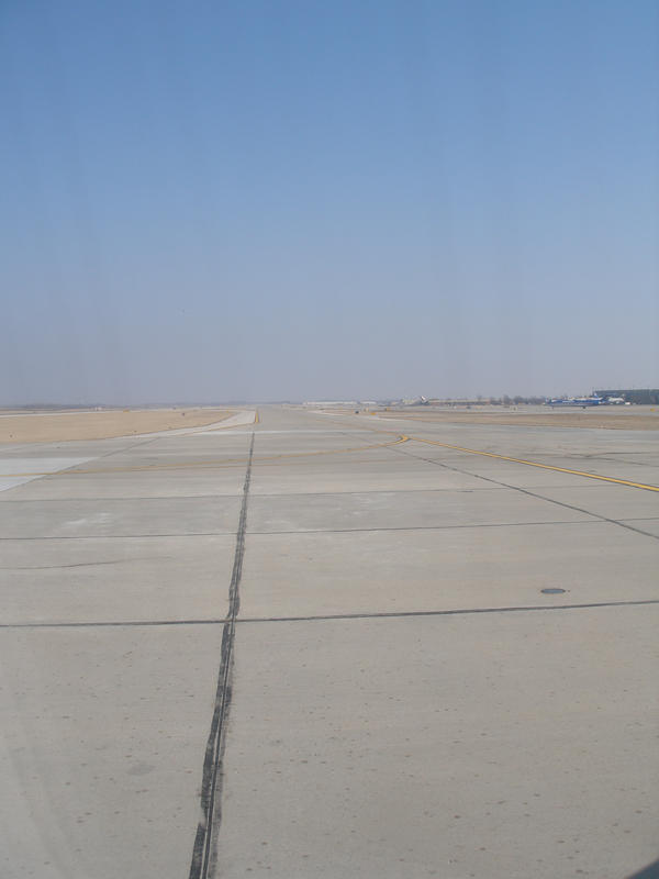 airport runway1