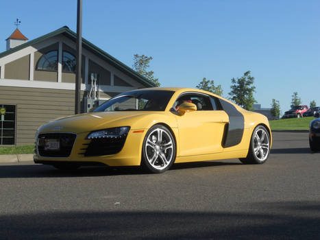 R8 Rolls