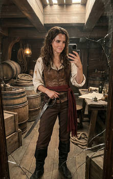 Emma Watson Pirates of the Caribbean cosplay