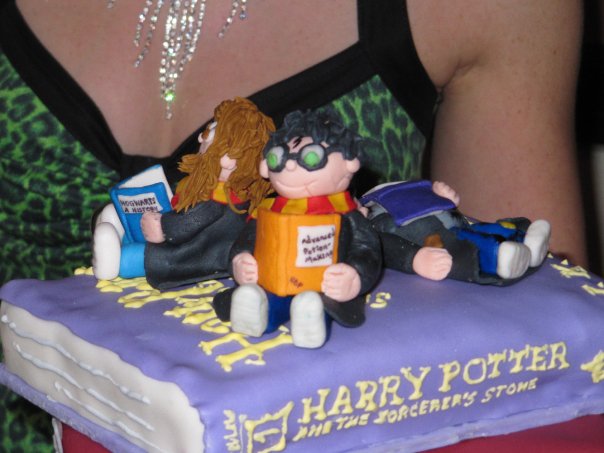 7 Harry Potter Books Cake - 3