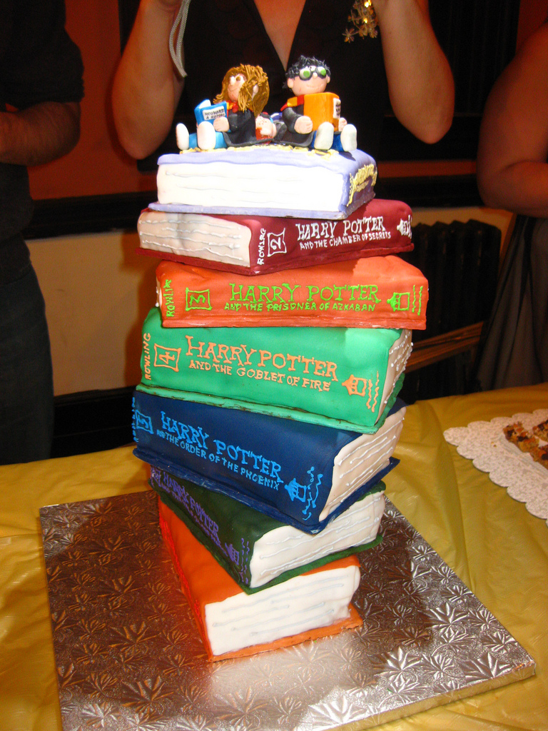7 Harry Potter Books Cake - 4 by wotchertonks7 on DeviantArt
