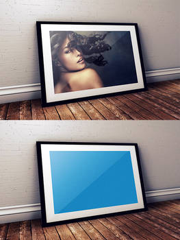 Free Studio Frame PSD Mockup