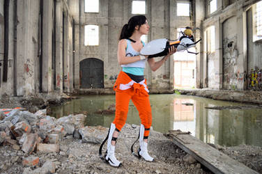 Chell - Portal 2 by Nerdbutpro