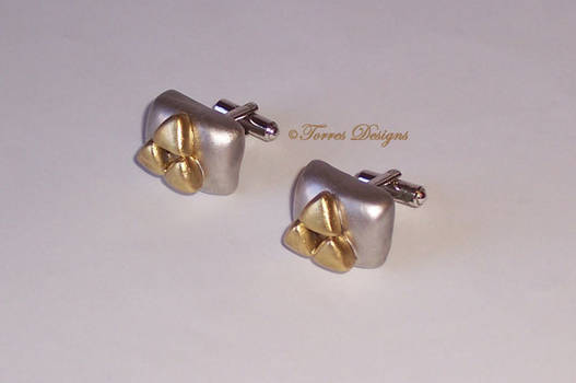 Triforce CuffLinks Legend of Zelda Handmade