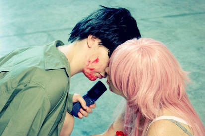 Yuno and Yukiteru Kiss - Mirai Nikki