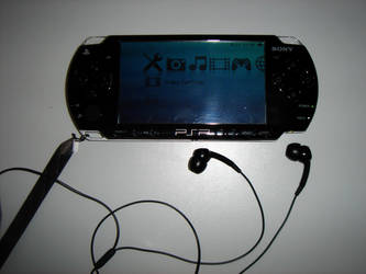 PSP2000 slim