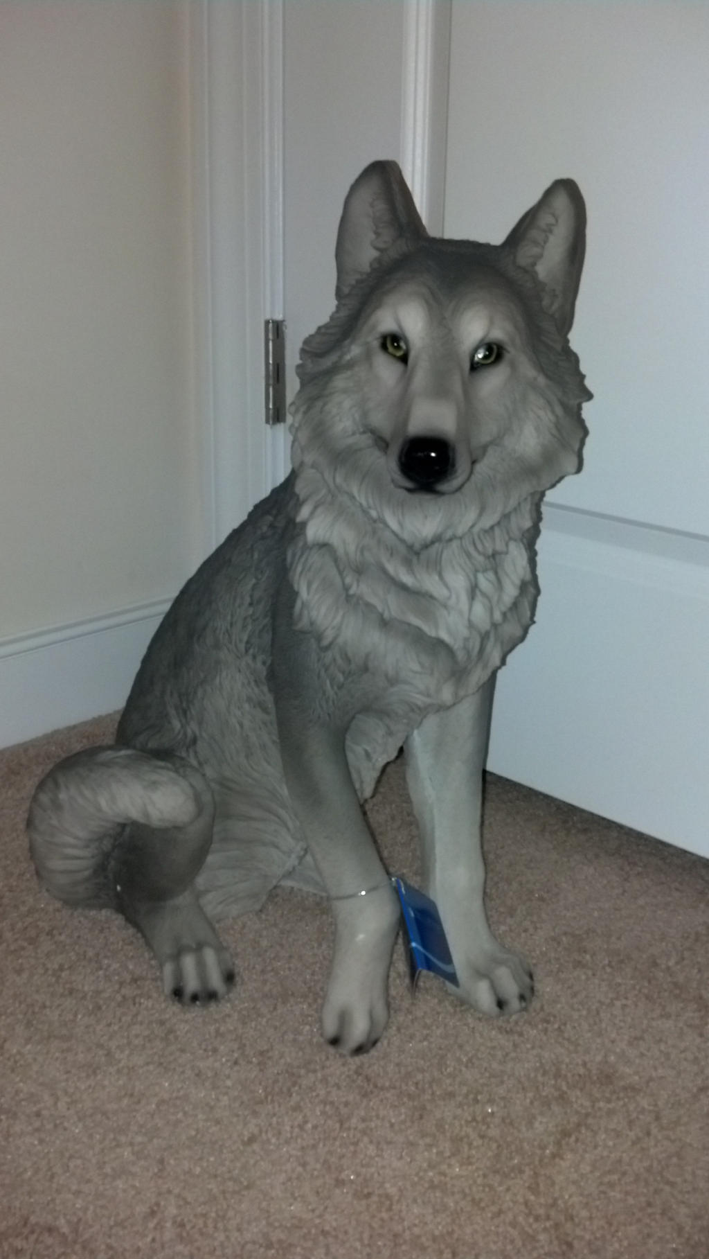 Large Sitting Wolf Statue