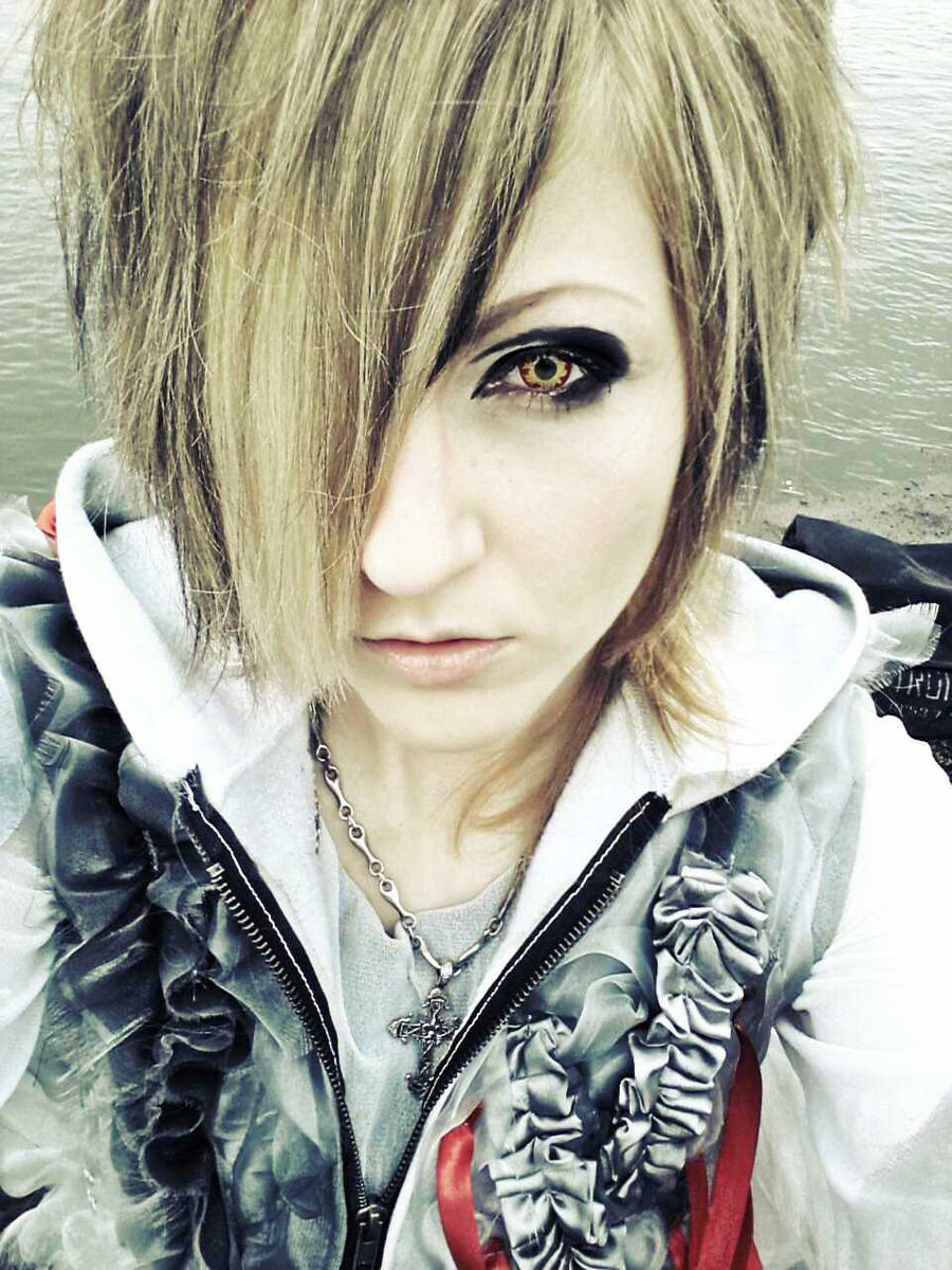 Uruha: Filth in the Beauty 3