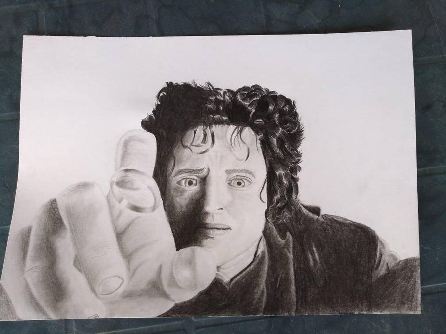 Frodo Deviantart Draw Frodo pencil drawing by Laco13 on DeviantArt