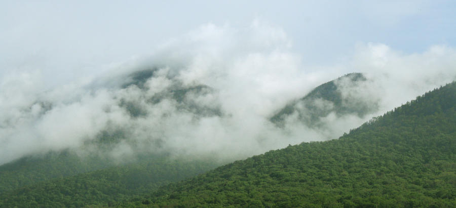 Clouds In The Mountains