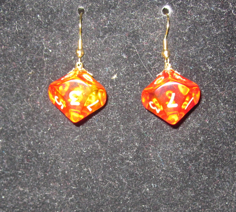 Red and gold magma d10 earrings