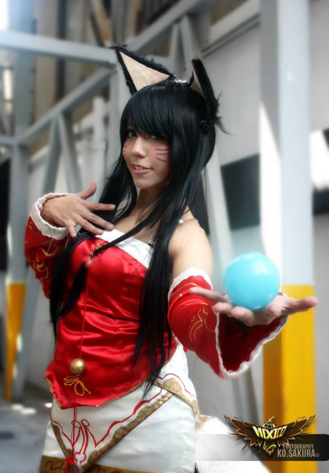 ahri lol cosplay