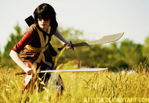 Prince Zuko cosplay with swords