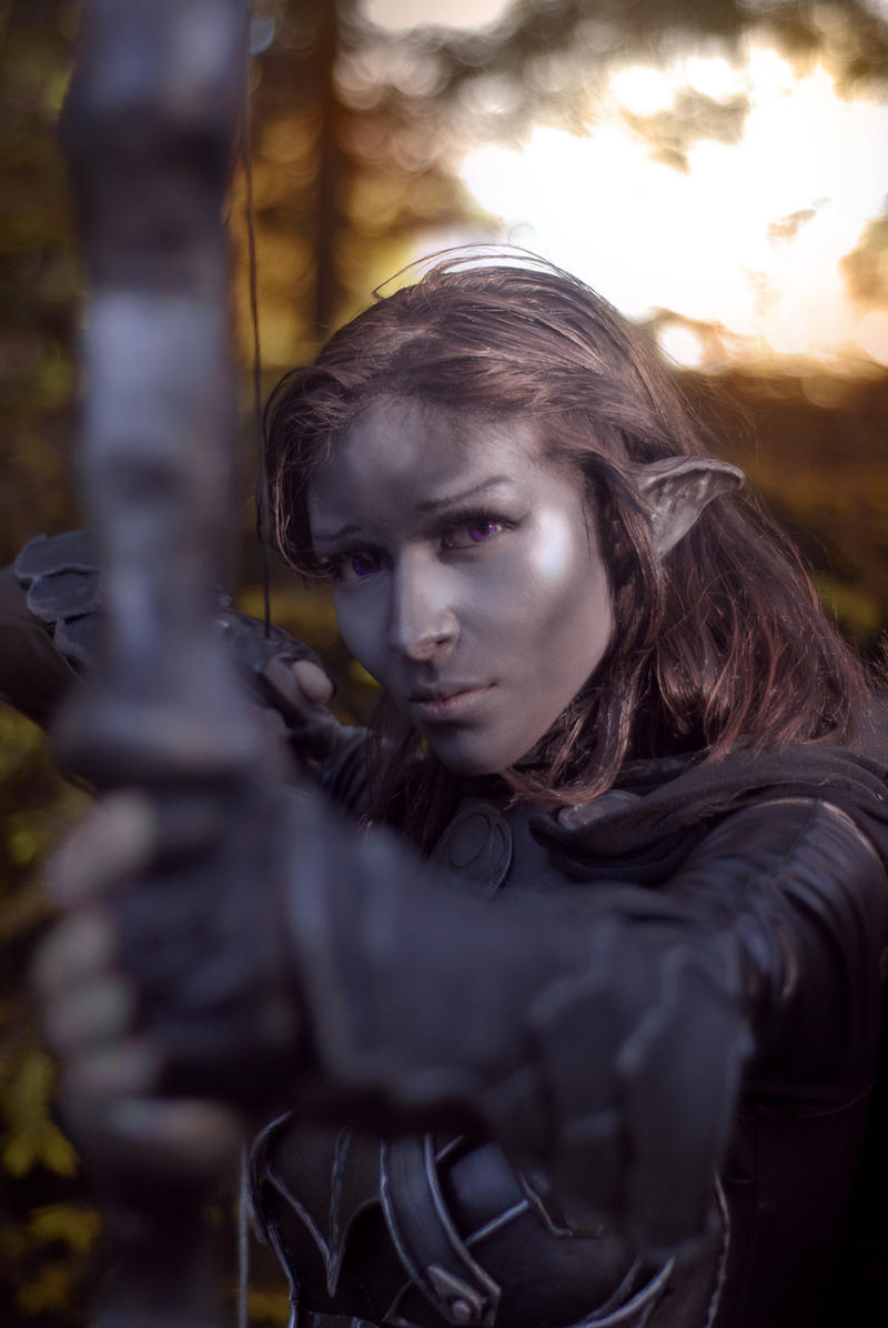 Skyrim Cosplay - Little Nightingale