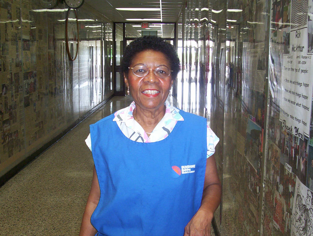 __-Its Edna-__ by DonnyKabob on DeviantArt