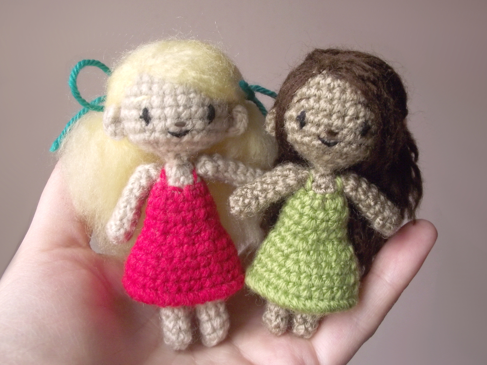 Sidonie the tiny amigurumi doll - Pattern