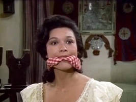 Patrice Martinez in Zorro (1990)2