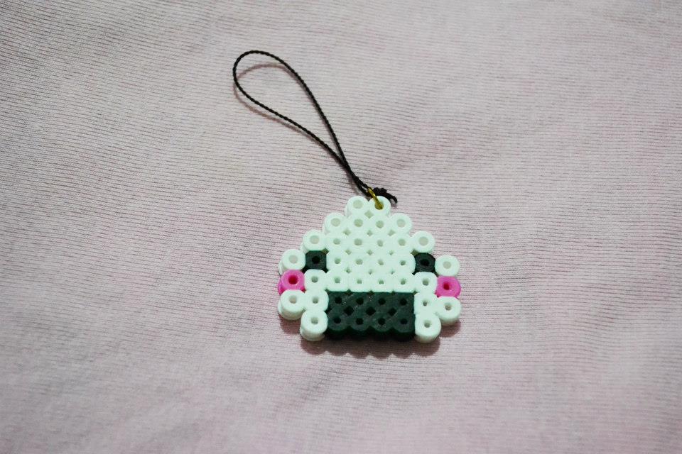 perler beads onigiri