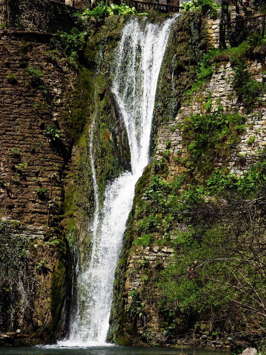 Castle waterfall 1