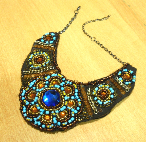 Bib necklace