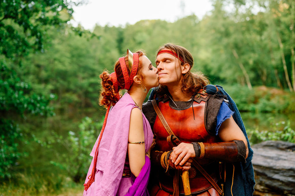 Hercules and Megara - Historical Disney Cosplay